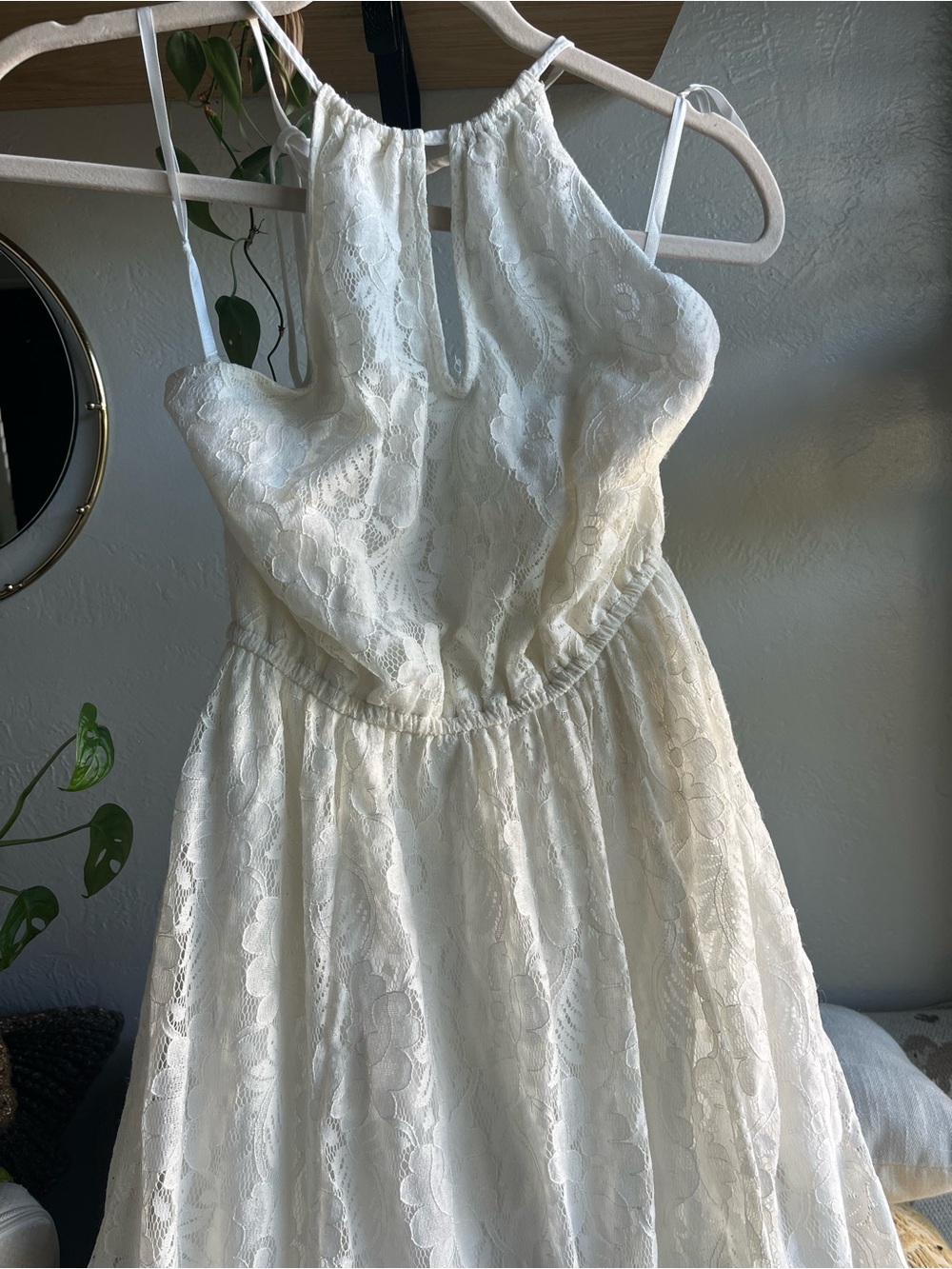 Abercrombie & Fitch Women’s large White Floral Lace Halter Maxi Dress